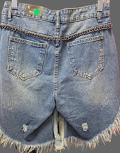 Load image into Gallery viewer, Denim-Chain Destructive Shorts
