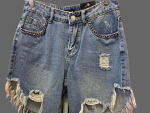 Load image into Gallery viewer, Denim-Chain Destructive Shorts

