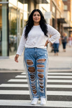 Load image into Gallery viewer, Hazel's Plus Size Destroyed Denim Fringe Jeans
