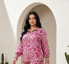 Load image into Gallery viewer, Emory's Mock-Leopard Print Blouse (Pink)
