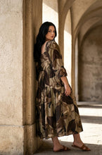 Load image into Gallery viewer, Suzanne's Leaf-Printed Midi Dress
